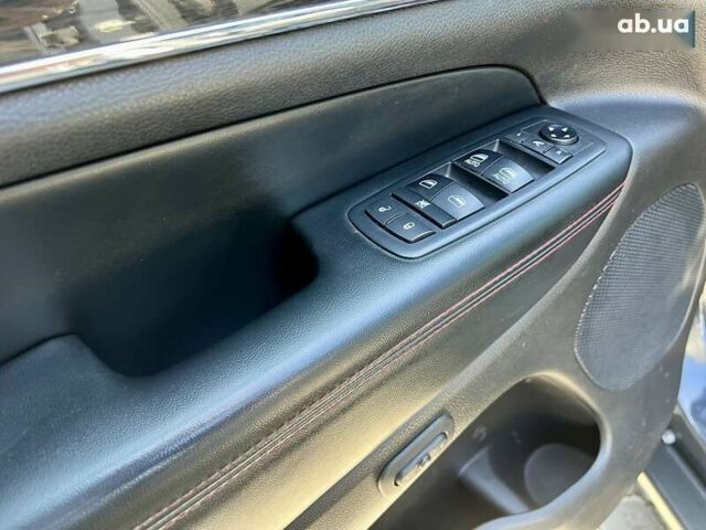 Джип Grand Cherokee, об'ємом двигуна 5.7 л та пробігом 93 тис. км за 32900 $, фото 16 на Automoto.ua