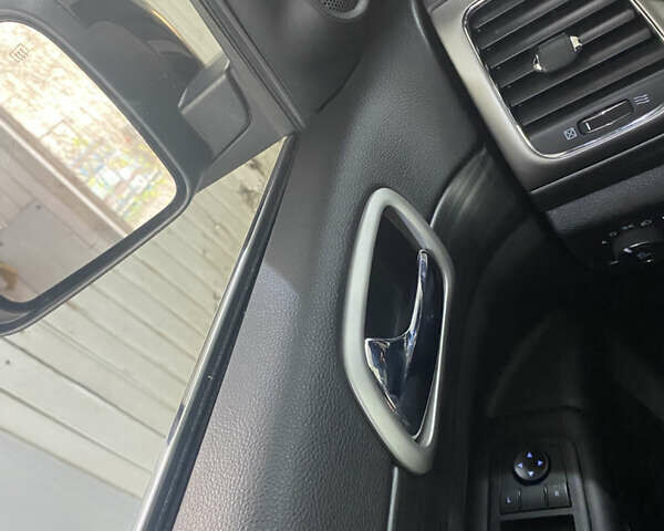 Джип Гранд Чероки 2020 в Киеве на Automoto.ua Джип Гранд Чероки, объемом двигателя 0 л и пробегом 59 тыс. км за 19700 $, фото 18 на Automoto.ua