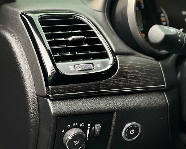 Джип Grand Cherokee, об'ємом двигуна 3.6 л та пробігом 124 тис. км за 34000 $, фото 27 на Automoto.ua