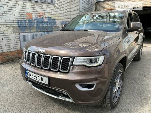 Джип Grand Cherokee, об'ємом двигуна 2.99 л та пробігом 13 тис. км за 50000 $, фото 6 на Automoto.ua