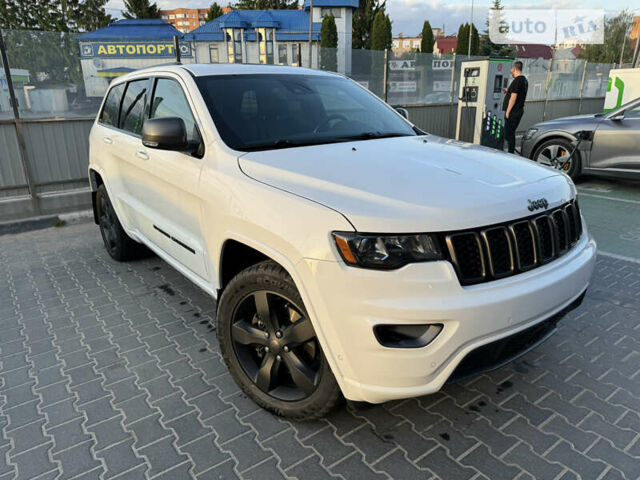 Джип Grand Cherokee, об'ємом двигуна 3.6 л та пробігом 110 тис. км за 28990 $, фото 1 на Automoto.ua