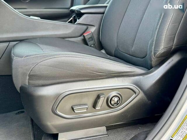 Джип Гранд Чероки 2021 в Киеве на Automoto.ua Джип Гранд Чероки, объемом двигателя 3.6 л и пробегом 18 тыс. км за 37000 $, фото 21 на Automoto.ua