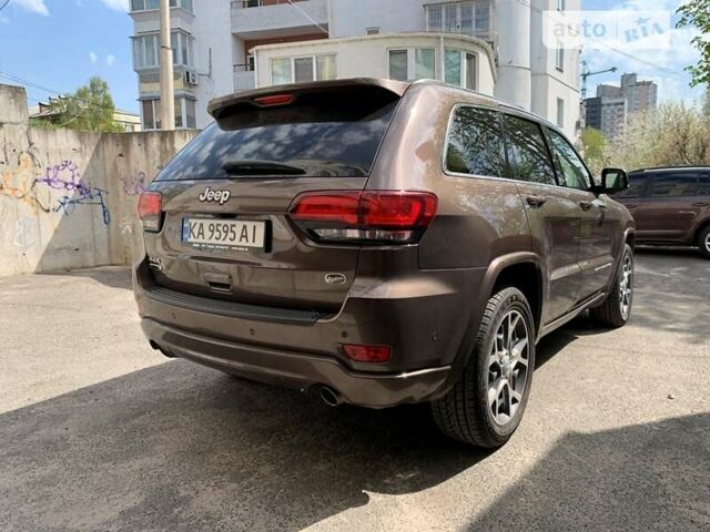 Джип Grand Cherokee, об'ємом двигуна 2.99 л та пробігом 13 тис. км за 55000 $, фото 3 на Automoto.ua