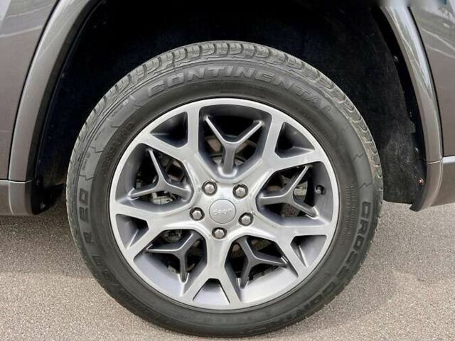 Джип Grand Cherokee, об'ємом двигуна 3 л та пробігом 64 тис. км за 44900 $, фото 19 на Automoto.ua