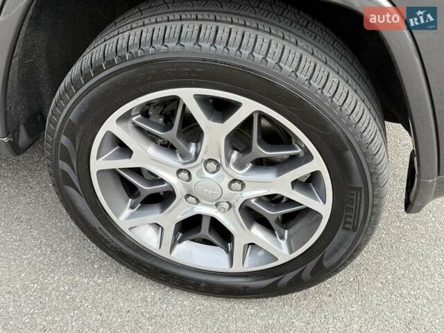 Джип Grand Cherokee, об'ємом двигуна 2.97 л та пробігом 40 тис. км за 41000 $, фото 12 на Automoto.ua