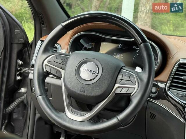 Джип Grand Cherokee, об'ємом двигуна 2.97 л та пробігом 40 тис. км за 41000 $, фото 25 на Automoto.ua