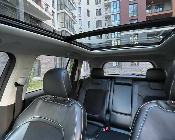 Джип Гранд Чероки, объемом двигателя 2 л и пробегом 56 тыс. км за 46000 $, фото 11 на Automoto.ua