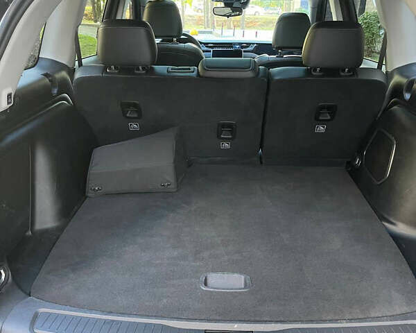 Джип Гранд Чероки, объемом двигателя 2 л и пробегом 56 тыс. км за 46000 $, фото 8 на Automoto.ua