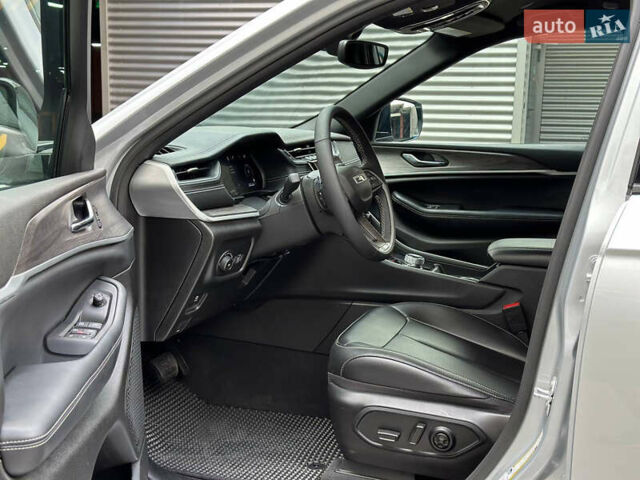 Джип Grand Cherokee, об'ємом двигуна 3.6 л та пробігом 11 тис. км за 44000 $, фото 14 на Automoto.ua