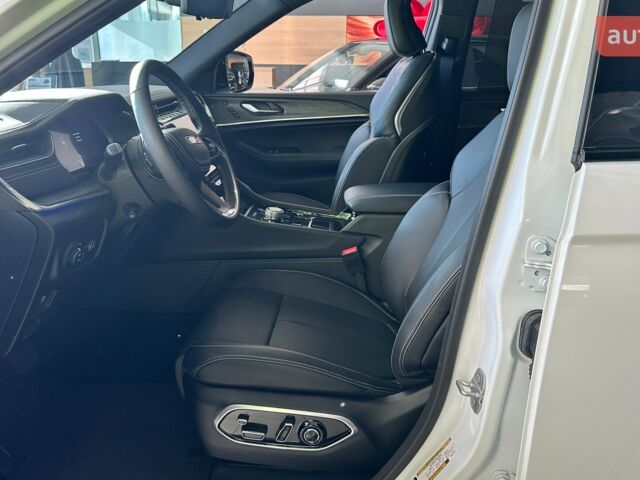 купить новое авто Джип Гранд Чероки 2023 года от официального дилера Автоцентр AUTO.RIA Джип фото