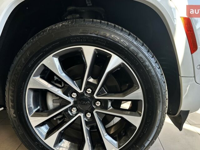 купить новое авто Джип Гранд Чероки 2023 года от официального дилера Автоцентр AUTO.RIA Джип фото