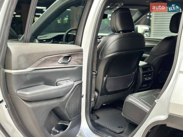 Джип Grand Cherokee, об'ємом двигуна 3.6 л та пробігом 11 тис. км за 44000 $, фото 17 на Automoto.ua