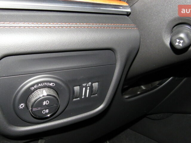 купити нове авто Джип Grand Cherokee 2024 року від офіційного дилера Автоцентр AUTO.RIA Джип фото