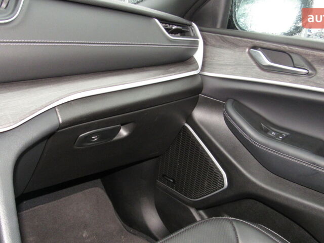 купити нове авто Джип Grand Cherokee 2024 року від офіційного дилера Автоцентр AUTO.RIA Джип фото