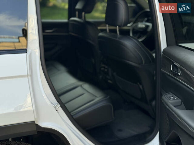 Джип Гранд Чероки, объемом двигателя 3.6 л и пробегом 6 тыс. км за 59000 $, фото 29 на Automoto.ua