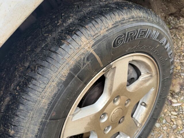 Серый Джип Гранд Чероки, объемом двигателя 3 л и пробегом 224 тыс. км за 4974 $, фото 6 на Automoto.ua