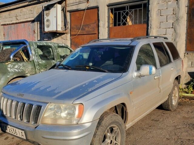Джип Grand Cherokee 2002 у Краматорске на Automoto.ua Сірий Джип Grand Cherokee, об'ємом двигуна 2.7 л та пробігом 366 тис. км за 5700 $, фото 6 на Automoto.ua