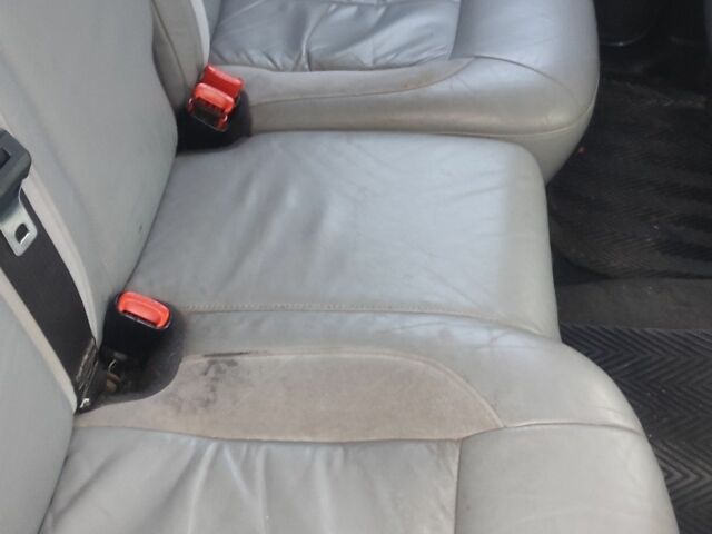 Серый Джип Гранд Чероки, объемом двигателя 2.7 л и пробегом 300 тыс. км за 3574 $, фото 10 на Automoto.ua