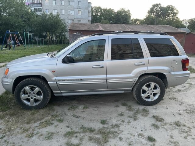 Сірий Джип Grand Cherokee, об'ємом двигуна 0.27 л та пробігом 266 тис. км за 12000 $, фото 1 на Automoto.ua