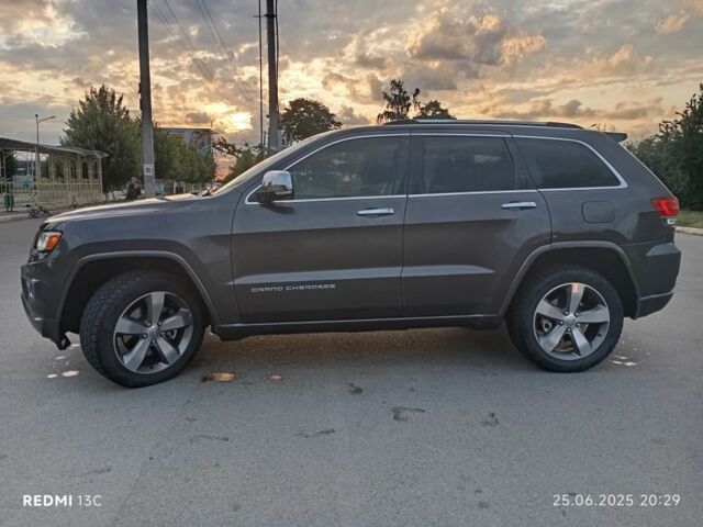 Джип Гранд Чероки 2014 в Гостомель на Automoto.ua Серый Джип Гранд Чероки, объемом двигателя 3 л и пробегом 288 тыс. км за 16000 $, фото 11 на Automoto.ua