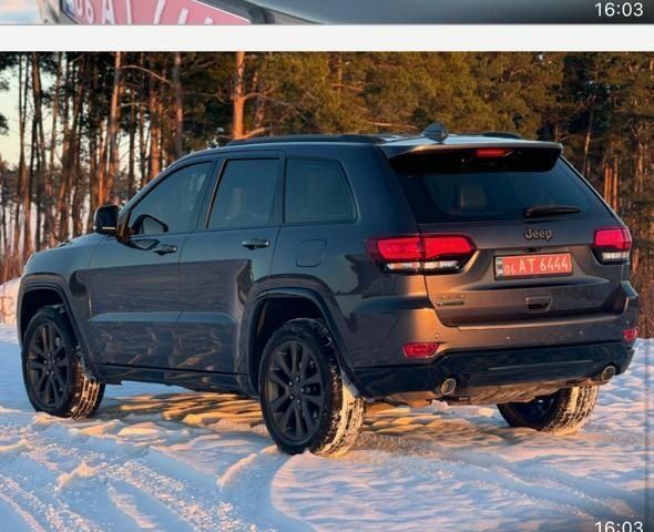 Серый Джип Гранд Чероки, объемом двигателя 3 л и пробегом 266 тыс. км за 21000 $, фото 6 на Automoto.ua