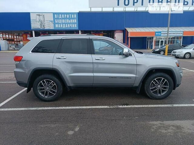 Сірий Джип Grand Cherokee, об'ємом двигуна 3.6 л та пробігом 111 тис. км за 25000 $, фото 7 на Automoto.ua