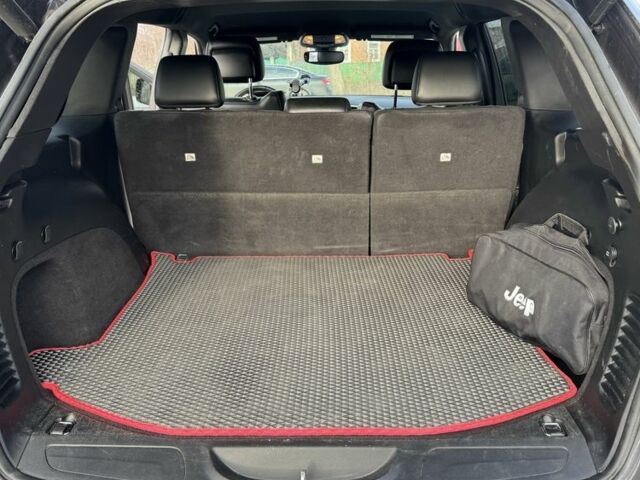 Сірий Джип Grand Cherokee, об'ємом двигуна 3.6 л та пробігом 190 тис. км за 21500 $, фото 10 на Automoto.ua