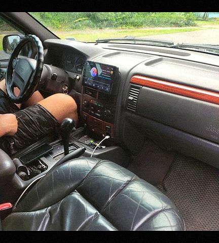 Сірий Джип Grand Cherokee, об'ємом двигуна 4.7 л та пробігом 393 тис. км за 7500 $, фото 4 на Automoto.ua