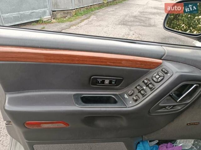 Сірий Джип Grand Cherokee, об'ємом двигуна 3.1 л та пробігом 178 тис. км за 6900 $, фото 16 на Automoto.ua