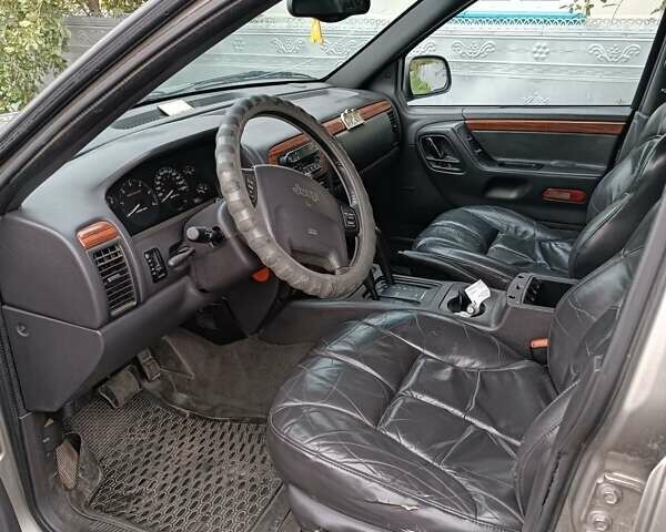 Сірий Джип Grand Cherokee, об'ємом двигуна 3.1 л та пробігом 178 тис. км за 6900 $, фото 9 на Automoto.ua