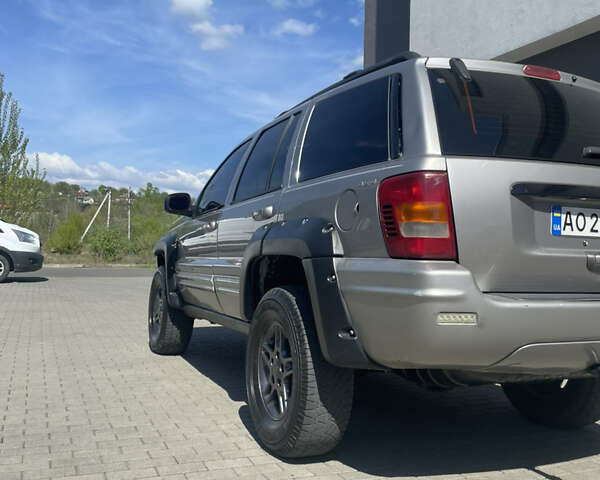 Сірий Джип Grand Cherokee, об'ємом двигуна 3.12 л та пробігом 260 тис. км за 9000 $, фото 18 на Automoto.ua