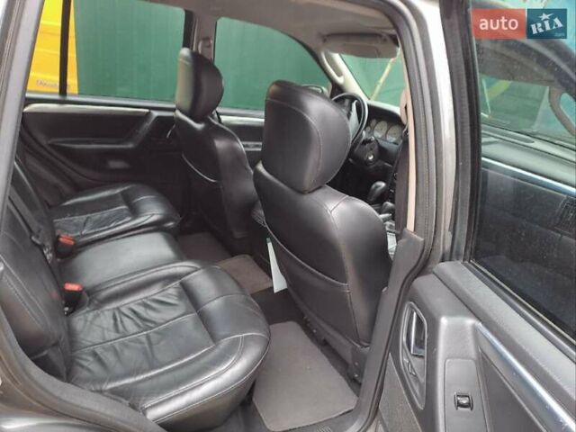 Серый Джип Гранд Чероки, объемом двигателя 3.12 л и пробегом 270 тыс. км за 13000 $, фото 4 на Automoto.ua