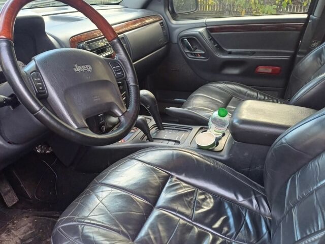 Джип Гранд Чероки 2001 в Черкассах на Automoto.ua Серый Джип Гранд Чероки, объемом двигателя 4.7 л и пробегом 200 тыс. км за 5000 $, фото 6 на Automoto.ua