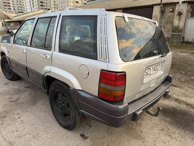 Сірий Джип Grand Cherokee, об'ємом двигуна 2.5 л та пробігом 280 тис. км за 2700 $, фото 2 на Automoto.ua
