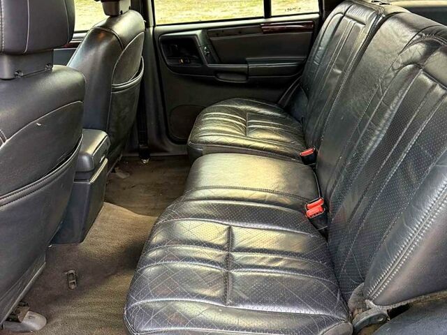 Сірий Джип Grand Cherokee, об'ємом двигуна 3 л та пробігом 280 тис. км за 3000 $, фото 7 на Automoto.ua