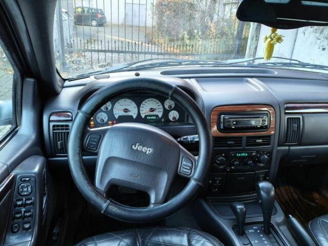 Сірий Джип Grand Cherokee, об'ємом двигуна 0 л та пробігом 350 тис. км за 2750 $, фото 7 на Automoto.ua