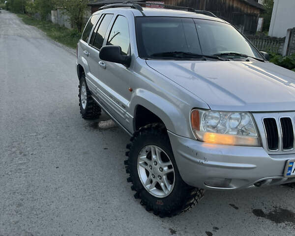 Сірий Джип Grand Cherokee, об'ємом двигуна 2.69 л та пробігом 250 тис. км за 9700 $, фото 4 на Automoto.ua