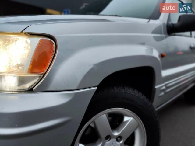 Сірий Джип Grand Cherokee, об'ємом двигуна 2.7 л та пробігом 387 тис. км за 6990 $, фото 2 на Automoto.ua