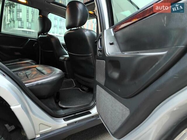 Сірий Джип Grand Cherokee, об'ємом двигуна 2.7 л та пробігом 387 тис. км за 6990 $, фото 46 на Automoto.ua