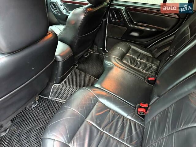 Сірий Джип Grand Cherokee, об'ємом двигуна 2.7 л та пробігом 387 тис. км за 6990 $, фото 36 на Automoto.ua