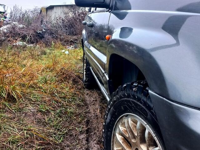 Сірий Джип Grand Cherokee, об'ємом двигуна 2.7 л та пробігом 298 тис. км за 5200 $, фото 4 на Automoto.ua