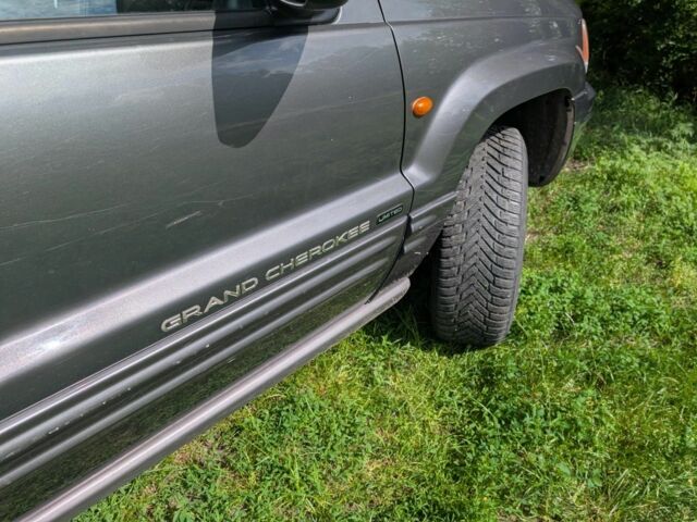 Сірий Джип Grand Cherokee, об'ємом двигуна 2.7 л та пробігом 311 тис. км за 6011 $, фото 4 на Automoto.ua