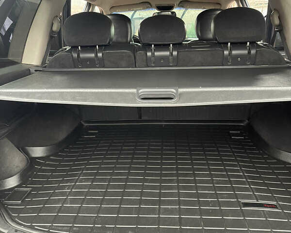 Серый Джип Гранд Чероки, объемом двигателя 2.7 л и пробегом 231 тыс. км за 9500 $, фото 8 на Automoto.ua