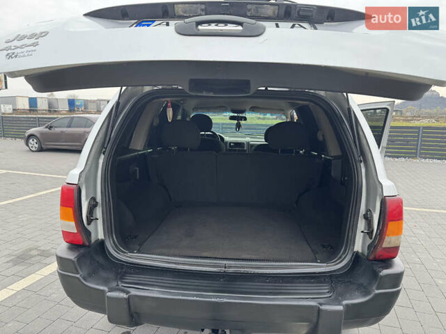 Серый Джип Гранд Чероки, объемом двигателя 3.96 л и пробегом 220 тыс. км за 6800 $, фото 15 на Automoto.ua