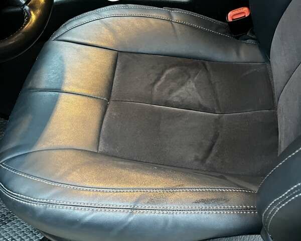 Сірий Джип Grand Cherokee, об'ємом двигуна 2.69 л та пробігом 359 тис. км за 11000 $, фото 22 на Automoto.ua