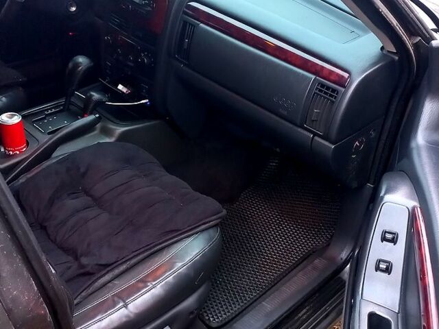 Сірий Джип Grand Cherokee, об'ємом двигуна 2.7 л та пробігом 298 тис. км за 5200 $, фото 2 на Automoto.ua