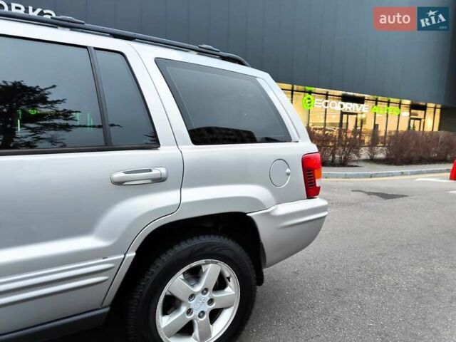 Сірий Джип Grand Cherokee, об'ємом двигуна 2.7 л та пробігом 387 тис. км за 6990 $, фото 4 на Automoto.ua