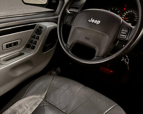 Джип Гранд Чероки 2002 в Хмельницком на Automoto.ua Серый Джип Гранд Чероки, объемом двигателя 4.7 л и пробегом 180 тыс. км за 11800 $, фото 39 на Automoto.ua