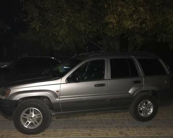 Сірий Джип Grand Cherokee, об'ємом двигуна 2.69 л та пробігом 359 тис. км за 11000 $, фото 33 на Automoto.ua