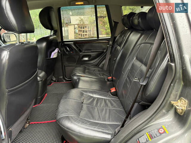 Сірий Джип Grand Cherokee, об'ємом двигуна 2.69 л та пробігом 323 тис. км за 13700 $, фото 23 на Automoto.ua